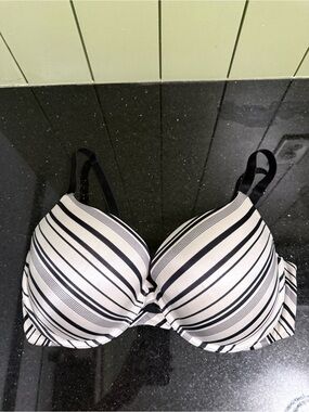 Victoria's Secret Perfect Coverage Padded Bra - Black & White Stripe - Size 38D